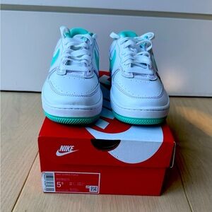 NWOT Nike Gamma Force Sneakers, size youth 5.5